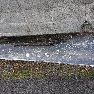 1,5㎜ ステンレス湾曲板  鏡面仕上げ  2245X430   加工用に ステンレス板  DIY   コンクリートシューターなどに、、  板金屋の画像