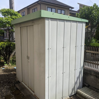 物置（鍵無し）値段交渉可能　早い者勝ち