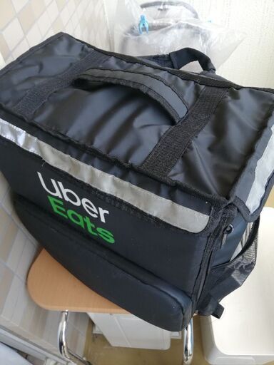 写真追加 ウーバーイーツ　デリバリーバッグお譲りします