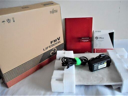 富士通 FMV AH45/B3 Core- i3  15.6型 　美品