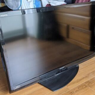 AQUOS 2012年製 40インチ液晶テレビ