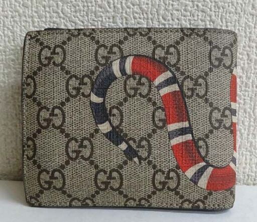 やや難有★本物 GUCCI グッチ メンズ 二つ折り財布 GG スプリーム スネークプリント 蛇 箱付き ☆ PayPay(ペイペイ)