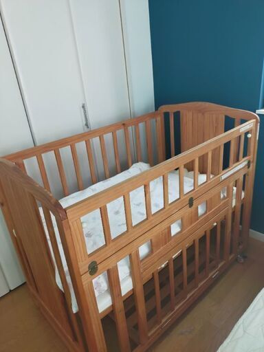 ベビーベッドと布団6点セット