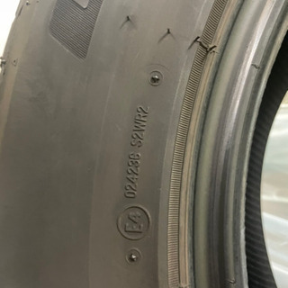 Mercedes G350D 純正265/60/18タイヤ　4本セットの画像