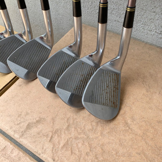 ゴルフ　アイアンセット　カーボンシャフトの画像