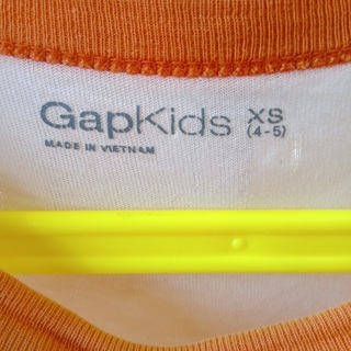 GAP KIDS ギャップ キッズ　Tシャツ　110 おしゃれなプリントの画像