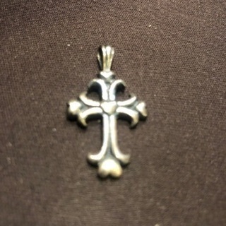 ミニハートクロスペンダントトップの画像