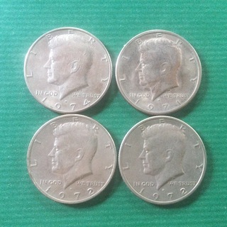 旧硬貨　アメリカハーフドル４枚の画像