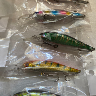 フローティングミノー  ルアー　釣り　5個セット　新品b