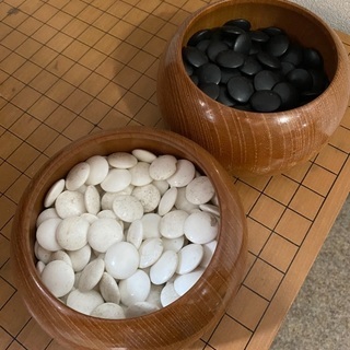 5/4まで　囲碁盤駒セットの画像