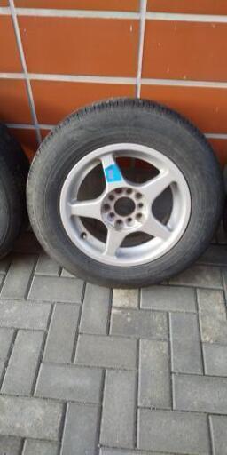 ４本マルチアルミホイール付ラジアルタイヤ185/70R14山あり