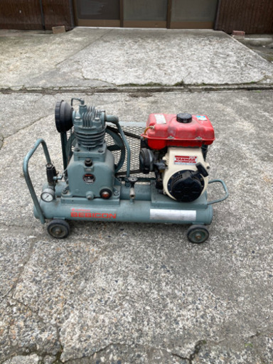 HITACHI ヤンマー エンジンコンプレッサー　ジャンク品