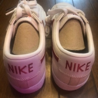 ナイキスニーカーの画像