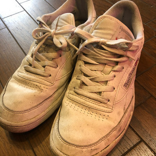 リーボック スニーカー