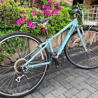 クロスバイク　TREK　モデル72 FX WSD (女性用）