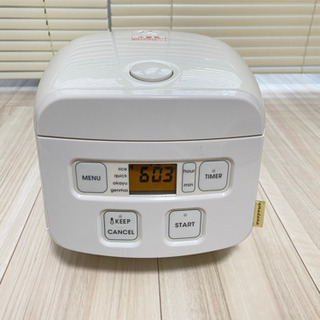 炊飯器　3合焚き
