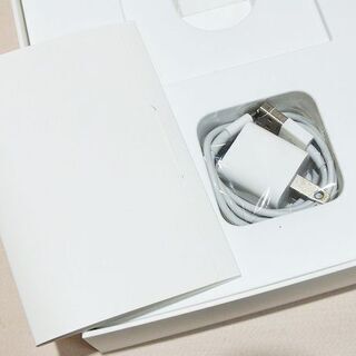 【苫小牧バナナ】Apple/アップル iPad Air 2 MNV62J/A 32GB シルバー Wi-Fiモデル 動作OK♪の画像