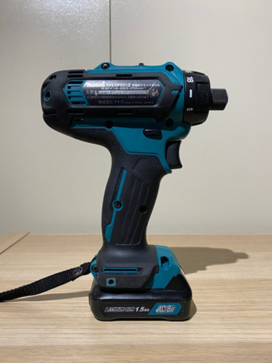 マキタ　DF031D 10.8V インパクトドライバー