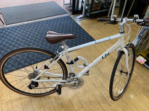 ⭐️極美品⭐️2019年モデル GIANT Liv ESCAPE R3 W クロスバイク S 440mm ジャイアント リヴ エスケープ パールホワイト