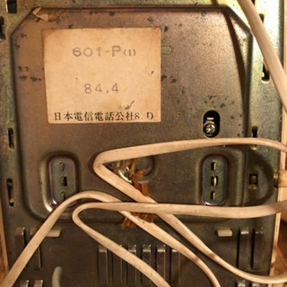 昭和レトロな電話機　プッシュ式の画像