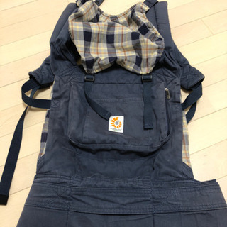 【中古品】エルゴ　ネイビー