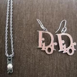Dior　ネックレスとピアスセット(値下げしました！)