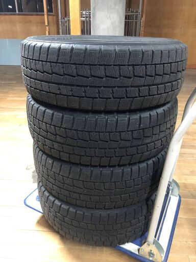 ★バリ山★195/65R15スタッドレスタイヤ４本セット　ダンロップWINTER-MAX-WM01