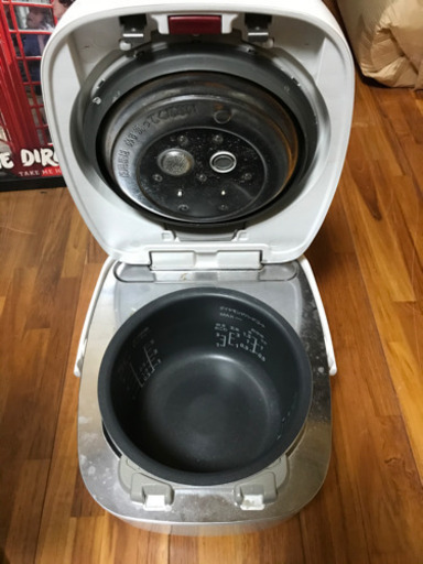 パナソニック　IH炊飯器　SR-PB107 2018年製