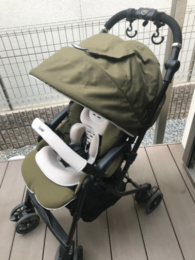 コンビベビーカー