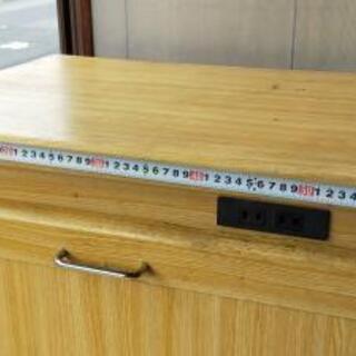 【処分日5/14】レンジ台、食器棚　リメイク前提でお使いくださいの画像