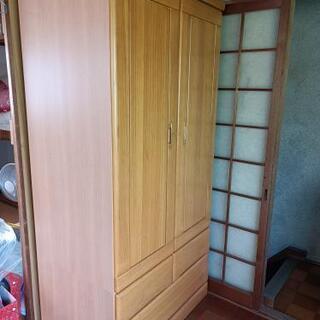 洋服タンス　横87cm×縦180cmの画像