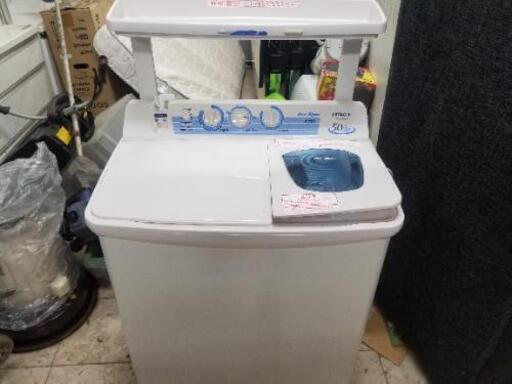 出た〰️‼️レアな２層式洗濯機　HITACHI　2013年