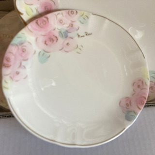 【お話し中】NinaRicci ニナ・リッチ　ケーキ皿セットの画像