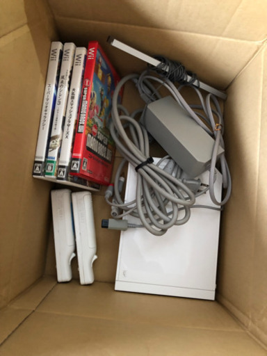 wii 本体 一式 リモコン2個  おまけソフト付き