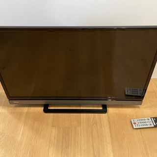 TOSHIBA 16年製 32型液晶テレビ