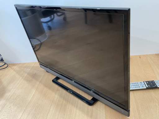 TOSHIBA 16年製 32型液晶テレビ