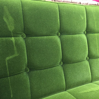 カリモク60の2人掛けソファー（モケットグリーン）です。【トレファク