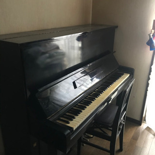 アップライトピアノ