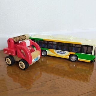 都営バス（4種の音が出ます）と消防車【お取引中】の画像