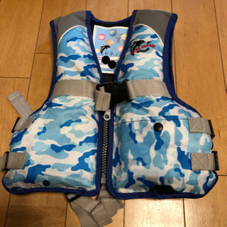 ライフジャケット　sサイズ　（2〜5才）