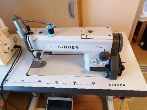 SINGER シンガー 工業用ミシン D200A　ロックミシンオマケ
