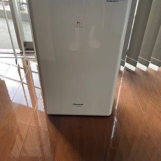 商談中　Panasonic 衣類乾燥除湿機 F-YC120HMX