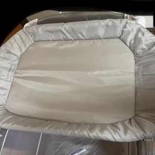 【値下げしました】折り畳みベビーベットの画像