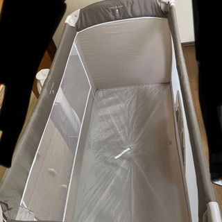 【値下げしました】折り畳みベビーベットの画像