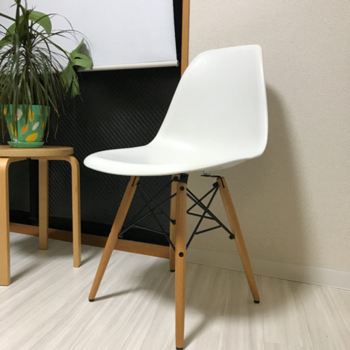 ダイニングチェア　白