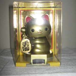 招き猫の置物