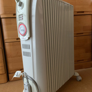 デロンギ　オイルヒーター