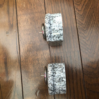 値下げ　墓石の　ローソク　立ての画像