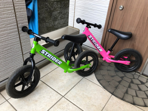 ストライダー　グリーンとピンク