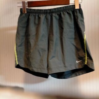 歳末値下げ！！ランニング用　スコートですの画像